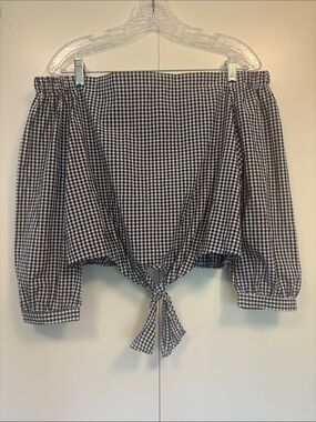 Gingham Off-Shoulder Tie Front Top - Black & White L